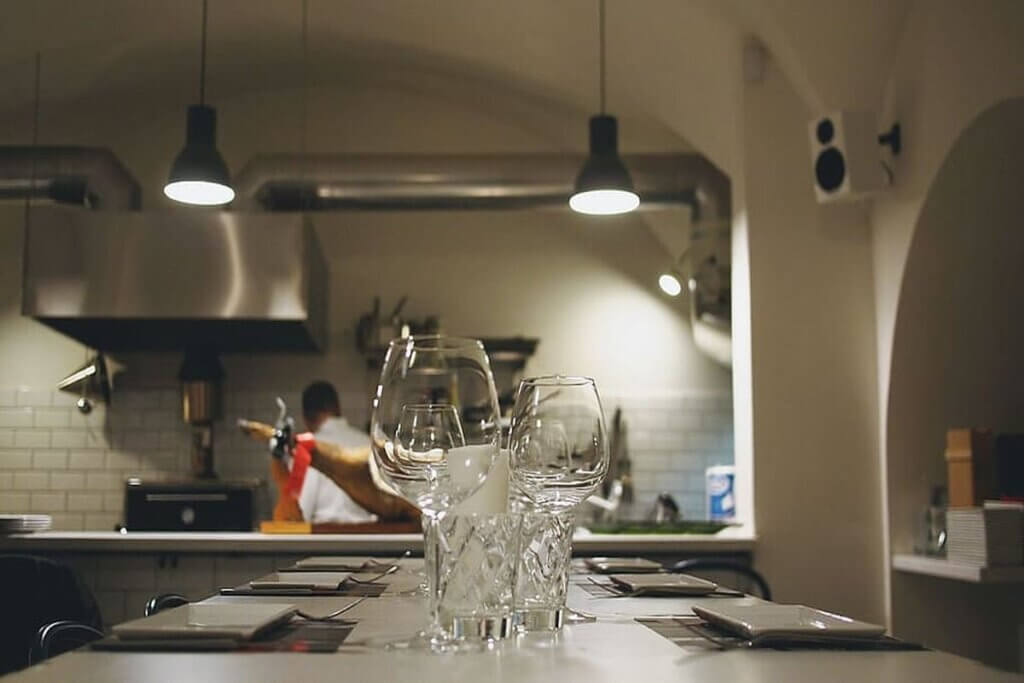 masa din inox