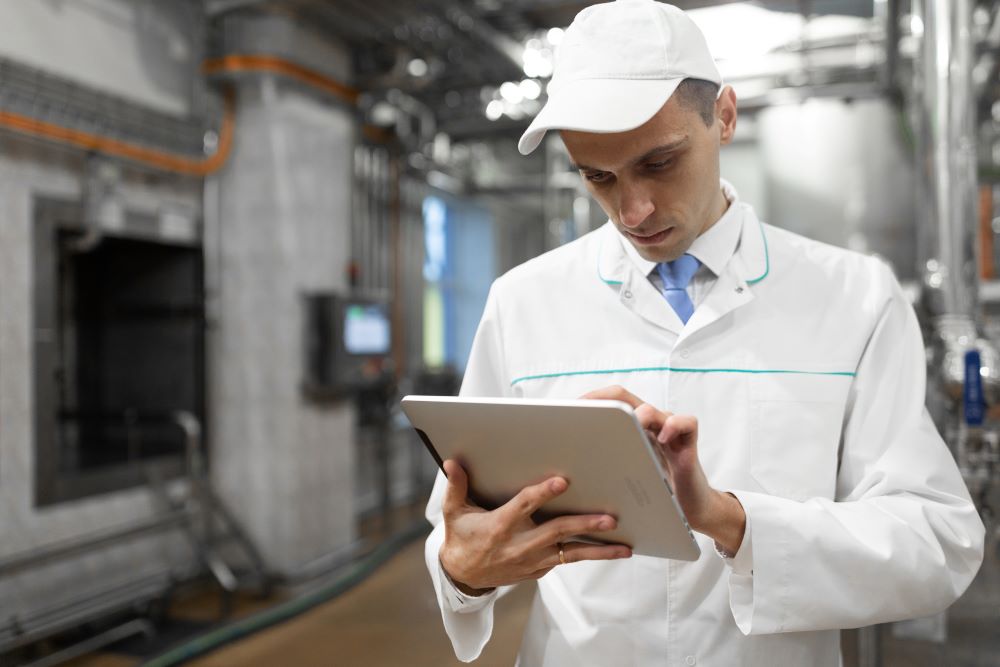 Evoluția tehnicilor de verificare a materialelor în sectorul contemporan