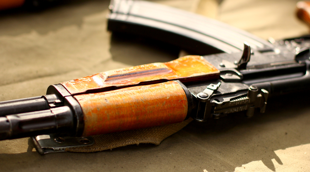 Kalașnikov va verifica în Ucraina urmașul mitralierei AK-47