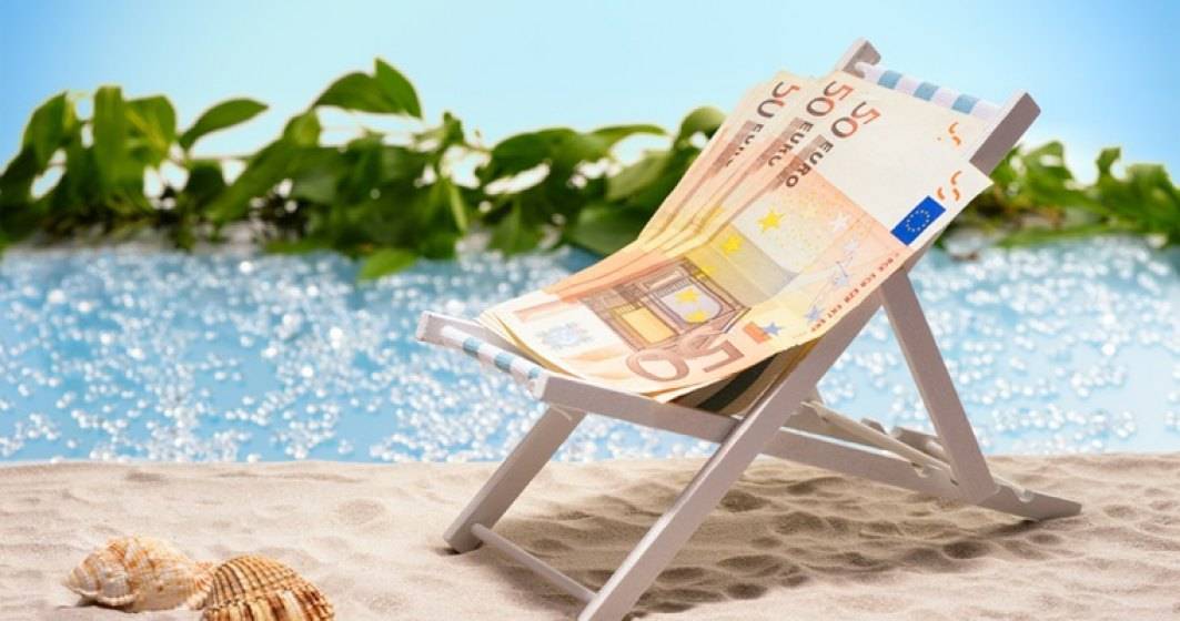 Prima vacanță a verii creșterilor de prețuri se desfășoară acasă: 50% dintre români aleg să rămână în țară.