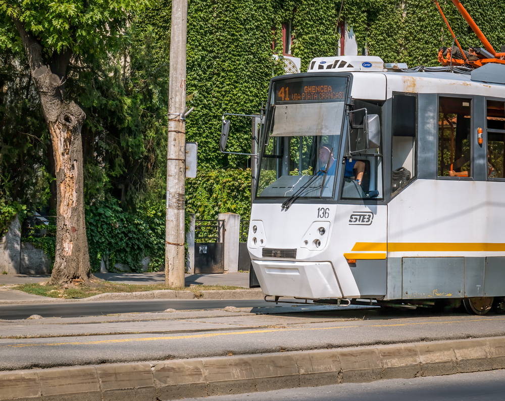 Tramvaiul 41 se întoarce pe traseu mai repede. Când va fi reluat transportul