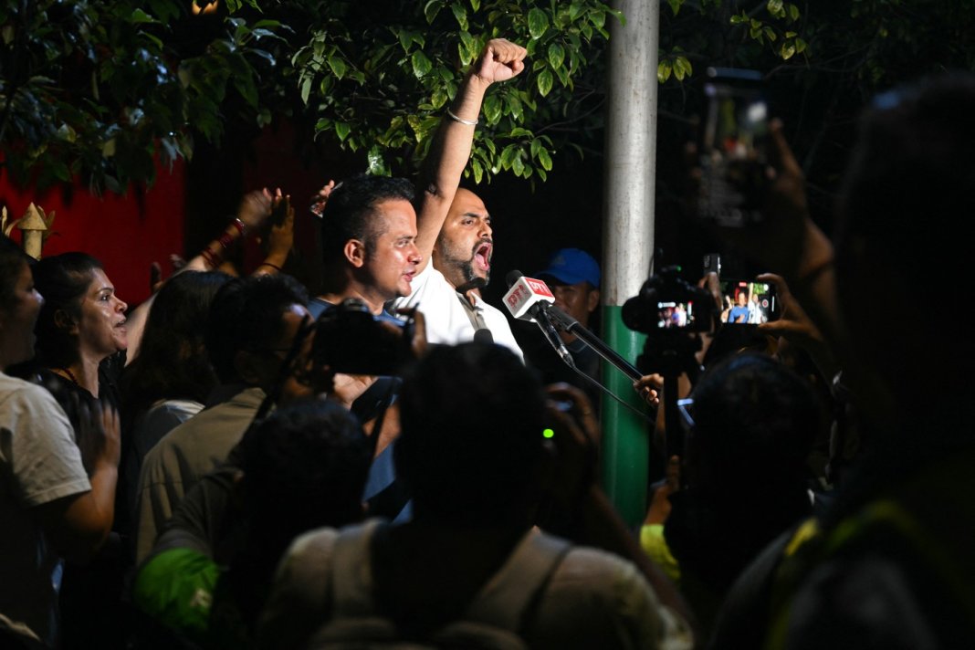 Câștig pentru manifestanții din Nepal: Un prim-ministru acceptat de aceștia va conduce noul guvern.