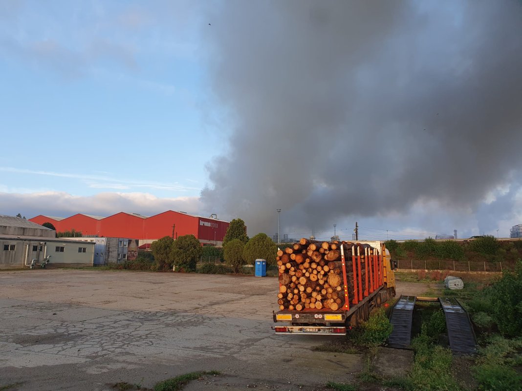 Explozie și incendiu la o uzină din Sebeş: Patru răniți, declanșat Planul Roşu de intervenție