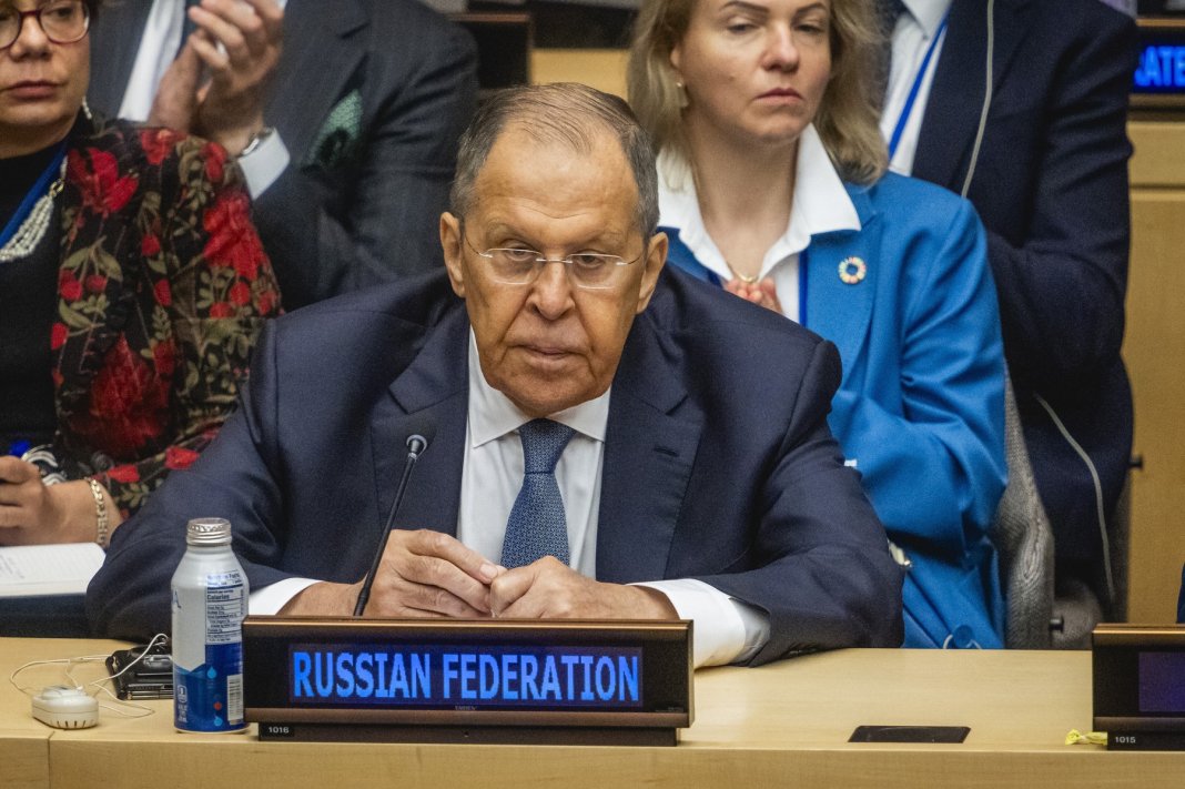 Lavrov acuză la ONU: NATO și UE au „declanșat un război autentic” împotriva Rusiei folosind Ucraina / Răspuns rapid înainte de a pleca