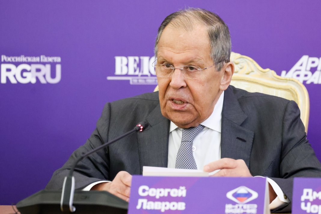 Lavrov, declarație clară: Europenii „nu au loc la masa discuțiilor”, schimbând Ucraina în „conflictul cu Trump”