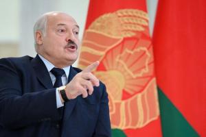 Lukașenko îl îndeamnă pe Zelenski să discute cu Rusia pentru a preveni pierderea totală a țării. „Consider că a venit timpul să inițiem consultările”