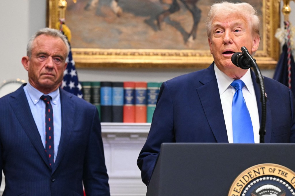 Medicament autorizat de FDA înainte de dezvăluirea lui Trump privind tratamentul autismului