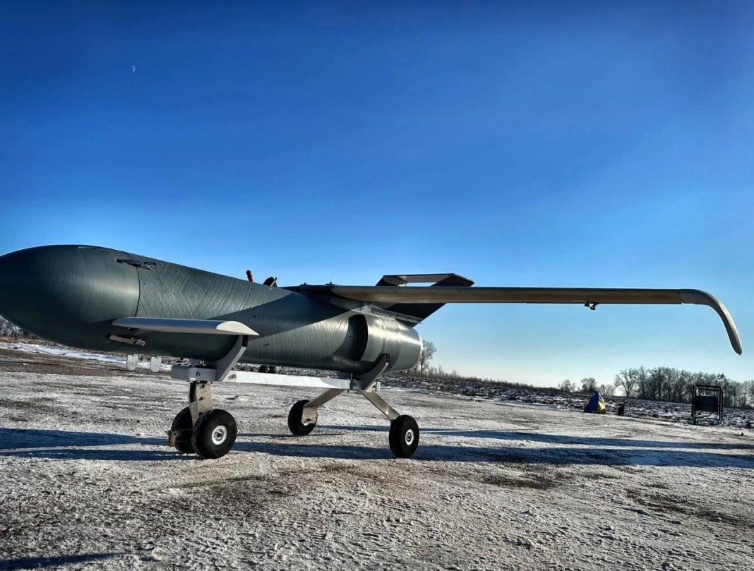 Ucraina a lovit cu drone o rafinărie din Rusia aflată la o distanță de aproape 1.000 de kilometri de hotarele sale