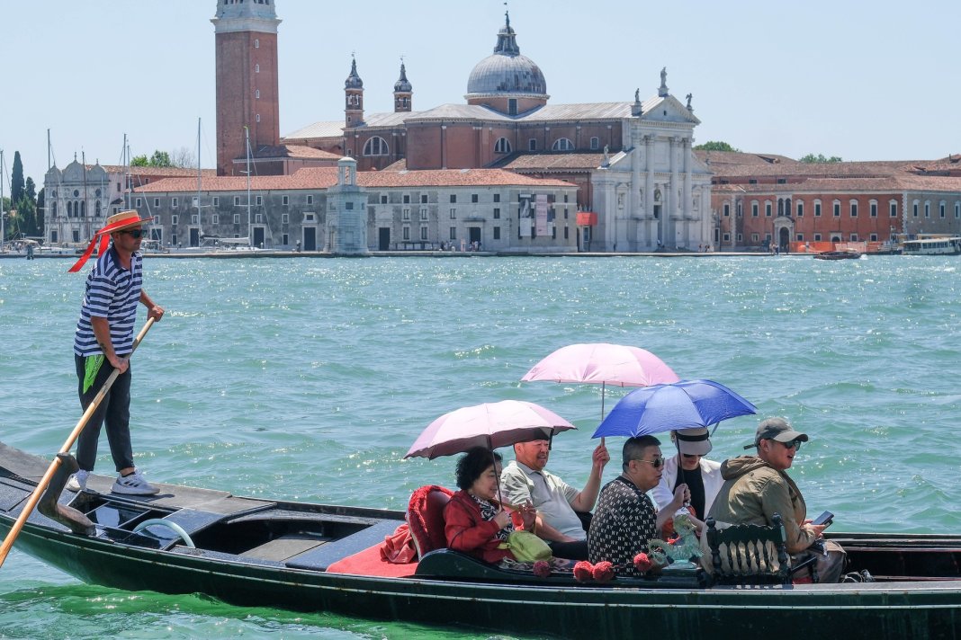 Veneția va reinstaura taxa pentru turiști începând cu anul 2026