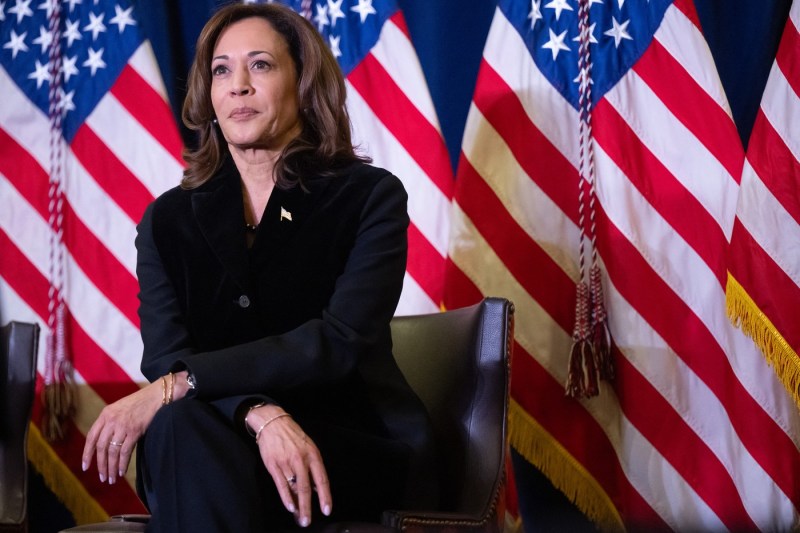Kamala Harris ar putea să concureze din nou pentru Casa Albă: „Vor avea ocazia să vadă o femeie președinte în Biroul Oval, aceasta este o certitudine” Kamala Harris ar putea să concureze din nou pentru Casa Albă: „Vor avea ocazia să vadă o femeie președinte în Biroul Oval, aceasta este o certitudine”