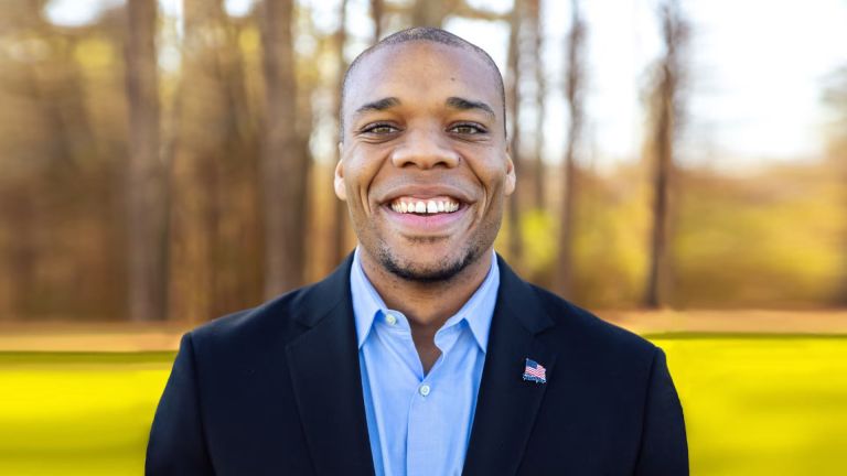 „Ne destindem chiar când Putin devine mai îndrăzneț ca oricând”. Veterani americani critică hotărârea lui Trump de a retrage trupele de la frontiera cu Rusia