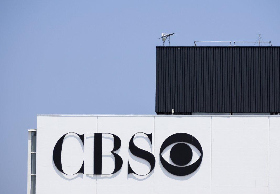 Acuzatii de cenzură după postponarea unui reportaj CBS referitor la migranții expulzați din SUA / Cum a fost totuși difuzat materialul