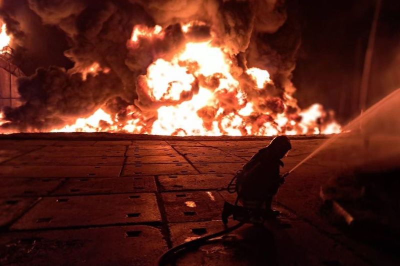 Atacuri rusești îndreptate împotriva porturilor ucrainene de la limita cu România / Radar MApN: ce au emis / Alertă RO-Alert în Tulcea și Galați