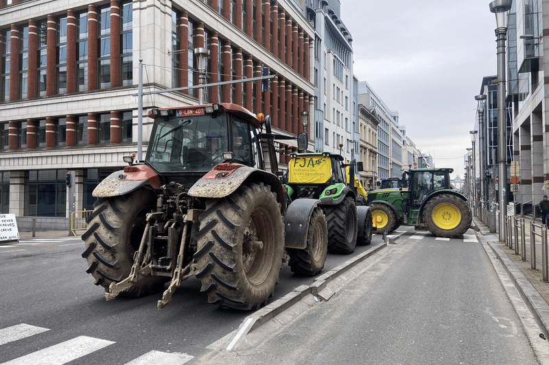 Fermierii români din Forumul APPR demonstrează la Bruxelles și solicită președintelui Nicușor Dan să se împotrivească Acordului UE-Mercosur