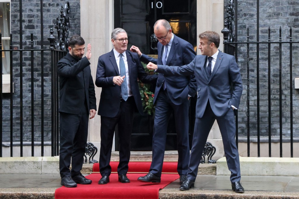 Fructul conflictului diplomatic: Statele Unite solicită Ucrainei să facă concesii față de Putin, iar Kievul oferă un plan alternativ.