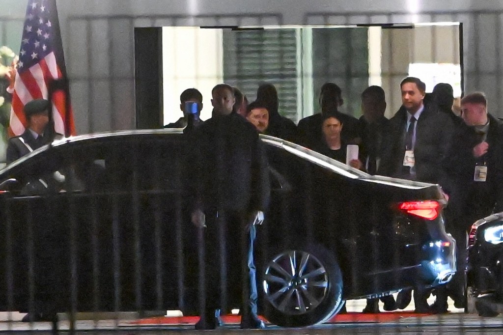 „Progrese notabile”, afirmă SUA după mai mult de cinci ore de discuții cu Ucraina. Discuțiile vor fi continuate luni / Declarația lui Zelenski înaintea summitului