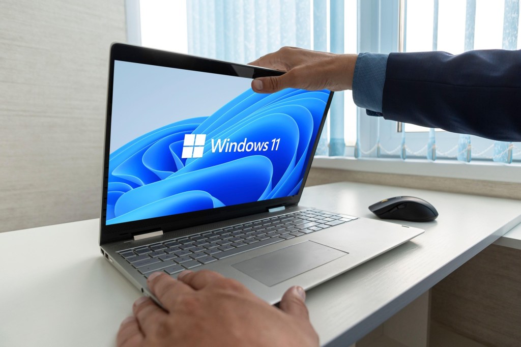 Microsoft a corectat actualizarea Windows care bloca oprirea anumitor computere.
