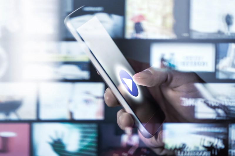 Nouă platformă de streaming a fost introdusă în România, furnizând conținut destinat adulților și tinerilor.