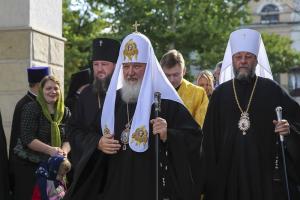 Propunerea Patriarhului Kirill pentru creșterea natalității: Interzicerea avortului fără consimțământul soțului.