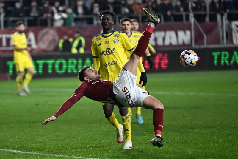 UTA l-a adus pe Luka Gojkovic de la Rapid