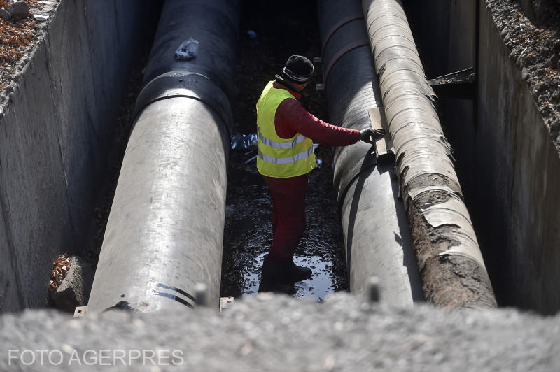 Asfaltare pe Şoseaua Mihai Bravu din Bucureşti. Traficul auto rămâne oprit. Clarificările Termoenergetica.