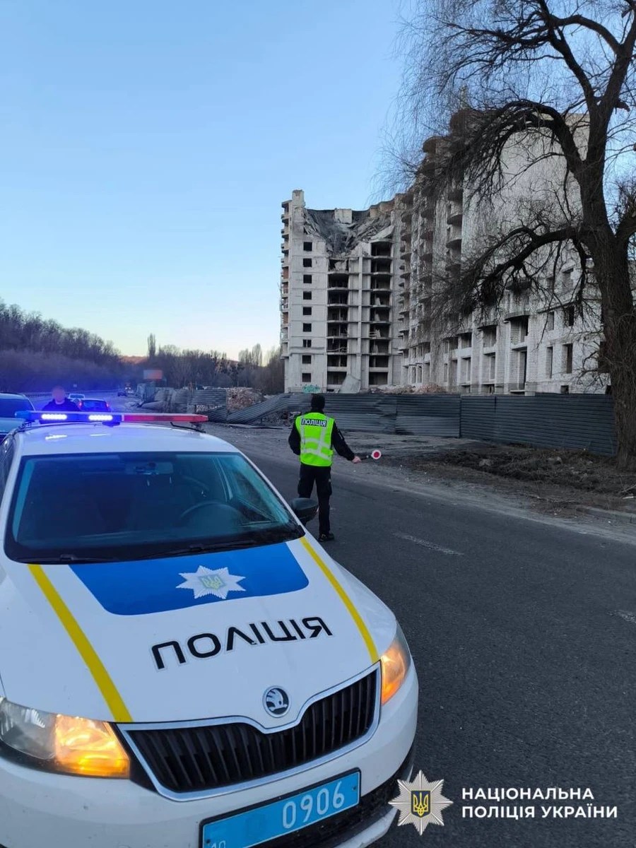 Atac aerian masiv al forțelor ruse împotriva Kievului: cel puțin patru victime. Polonia a activat avioanele de vânătoare.