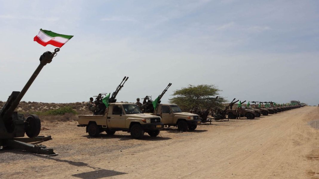 Iranul își fixează noi ținte în Golf. Teheranul a lansat o alertă de evacuare pentru trei națiuni.