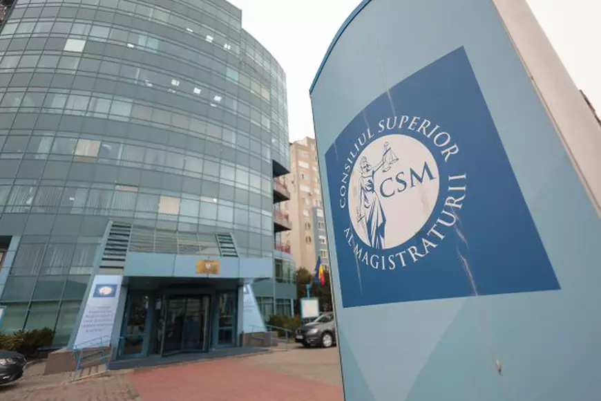 CSM afirmă că inteligența artificială „nu este și nu ar trebui utilizată” de către judecători în fundamentarea sentințelor