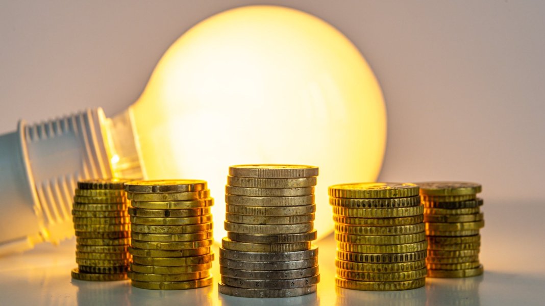 70 de ore pe lună, timp de 4 luni, cu energie electrică fără costuri. Cum pot românii să se înregistreze în program