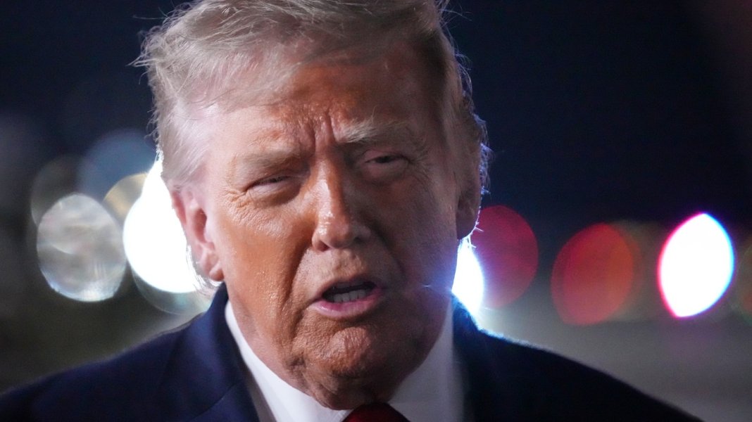 Trump declară semnarea înțelegerii cu Iranul pentru închiderea conflictului duminică: „Strâmtoarea Ormuz va fi deschisă fără întârziere”