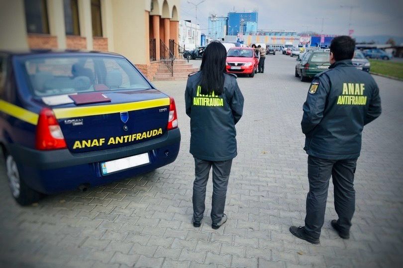 Lux postat pe Instagram, o pierdere de 1.000.000 de euro. Tactica unui influencer care a lăsat angajații fără pensie.
