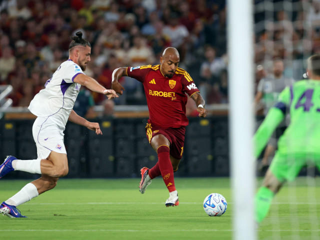 AS Roma - Fiorentina 4-0, ACUM, Digi Sport 2. Gol înscris de Radu Drăgușin.