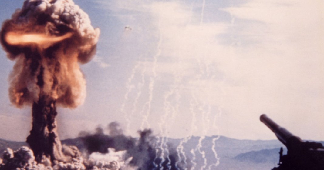 Leonid Sluţki subliniază că Rusia este gata să răspundă în mod similar la folosirea armelor nucleare...